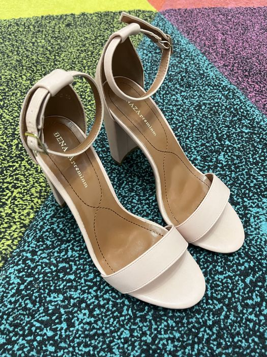 Vand sandale Benaza marimea 39