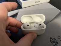 Casti Apple AirPods Pro 2, stare excelentă, originale