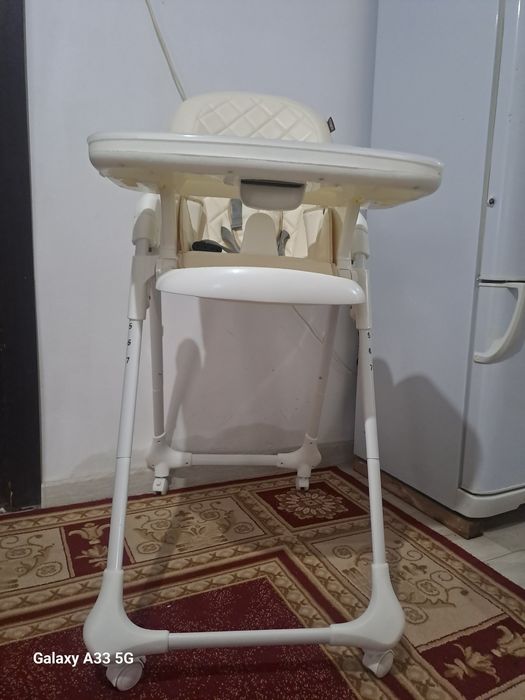 Стульчик для кормление