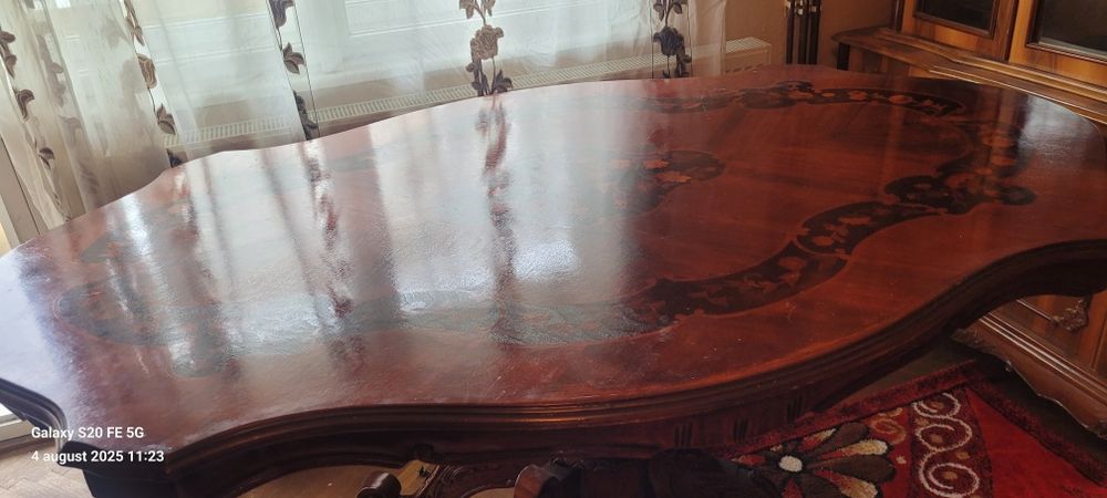 Vand masa Mona Lisa fără scaune