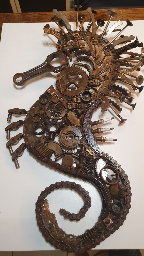 Sculptura steampunk.