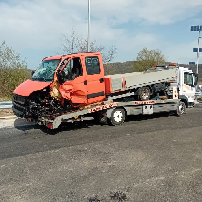 TRACTARI AUTO 24/7 Intern si extern