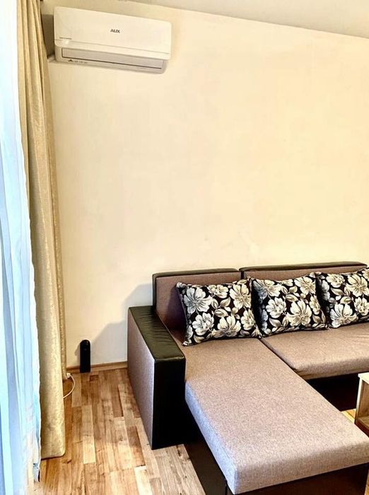 Двустаен апартамент в кв. Каменица 2/След ремонт!