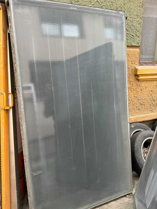 Panouri solare pentru apa calda