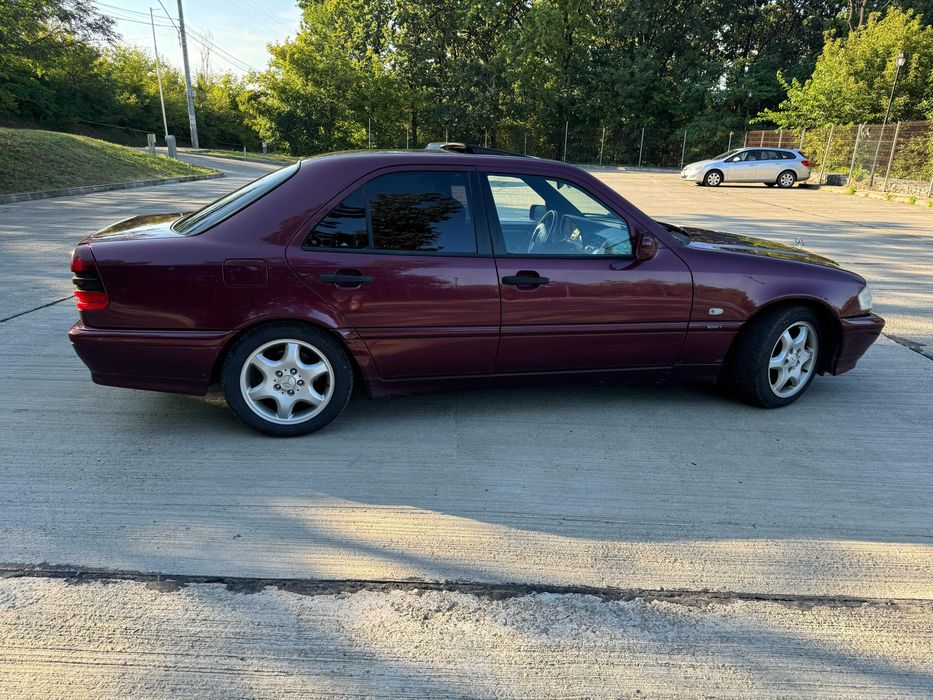 Mercedes C240 Sport w202