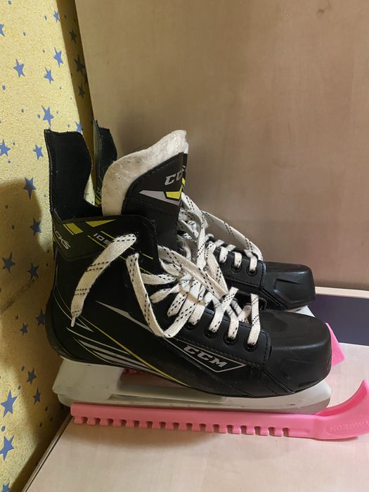 Продам коньки ссм 41 размер