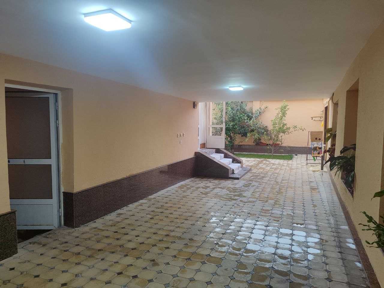 Продаётся дом в не далеко от парка Локоматив ( Кибрайский район).