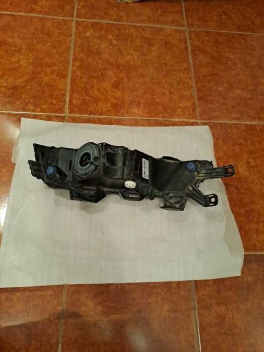 Proiector stanga original Skoda Rapid facelift cod 5JA941699D