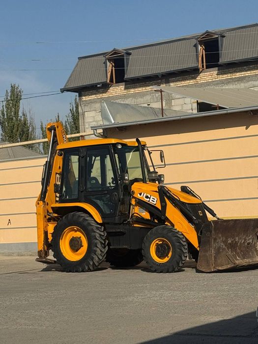 JCB Ekskavator Yuklagich
