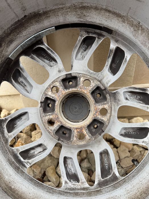 Джанти 17-ки с зимни гуми Bridgestone Blizzak LM-005