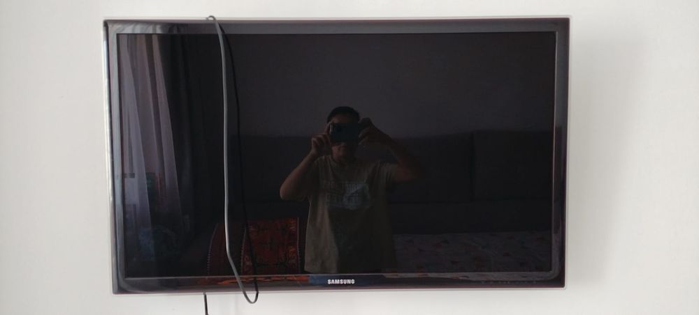 На запчасти Самсунг телевизор