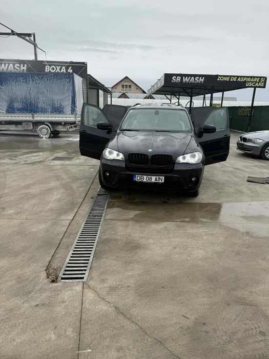 Vând bmw x5 2012