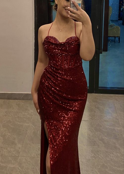 Вечернее платье