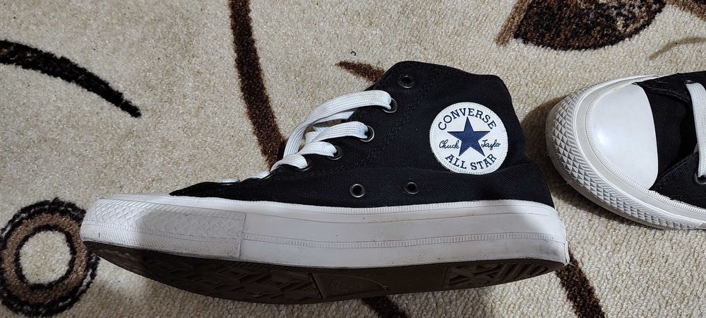 Кецове Converse.    .