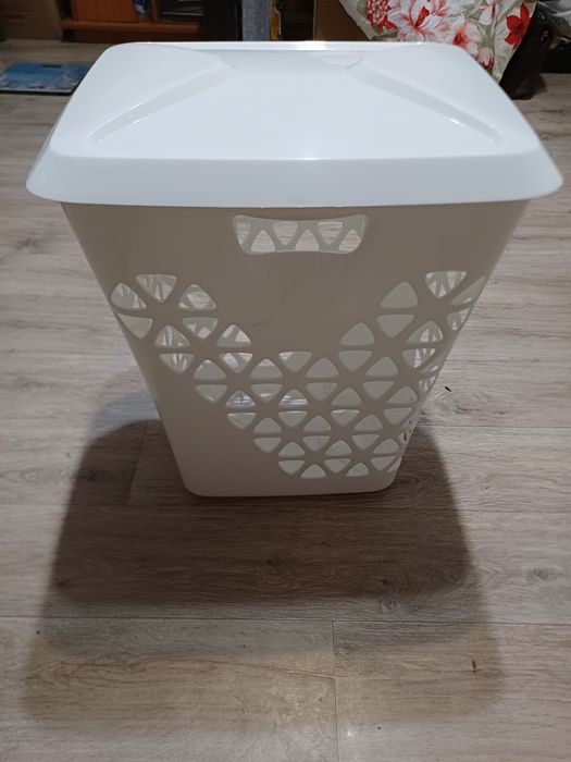 Контейнер для белья