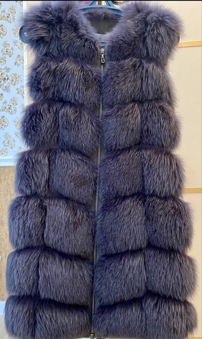 Меховые жилетки из песца
