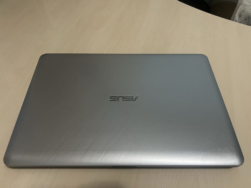 Продаю Lenovo ideapad & ASUS (б/у) - состояние как новое.