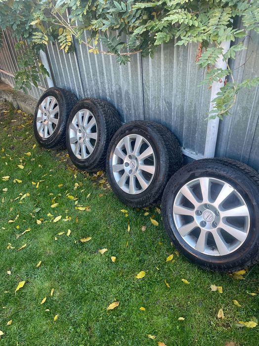 Jante borbet și anvelope 205/60/R16 - 1700 de lei