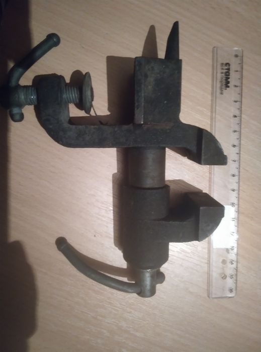 Продам Тиски отл