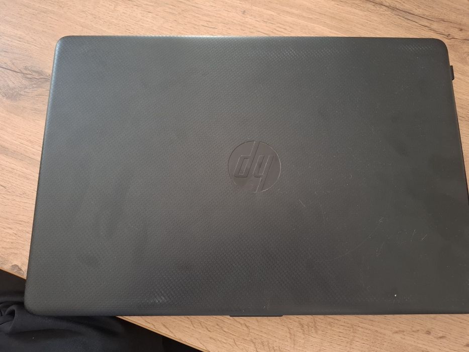 Hp noutbuk ishch holatda