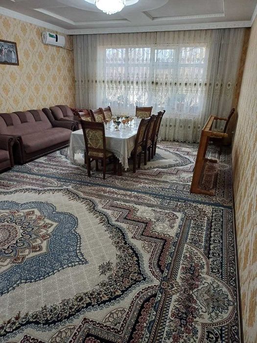Zangiota tumani Quyoshli MFYda namunali uy 6 sotix 3 xona