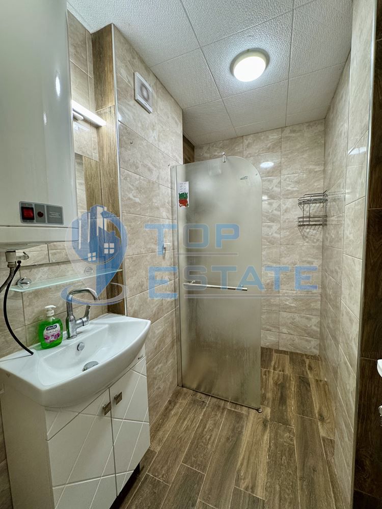 Продава се Тристаен апартамент в Горна Оряховица - 78 кв.м за 1090 €/кв.м - Снимка #8