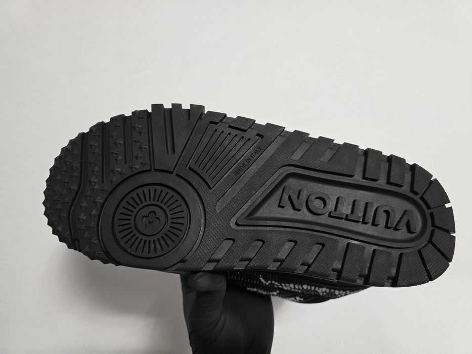 Louis Vuitton Trainer Maxi Low Sneaker