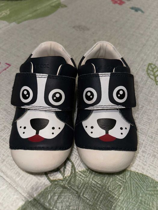 Vand GEOX in stare foarte buna, purtate o singura data.