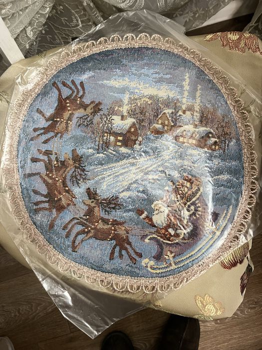 Новая  гобеленовая салфетка