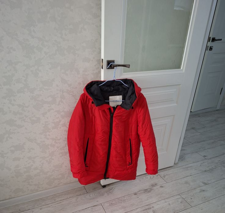 Продаётся куртка