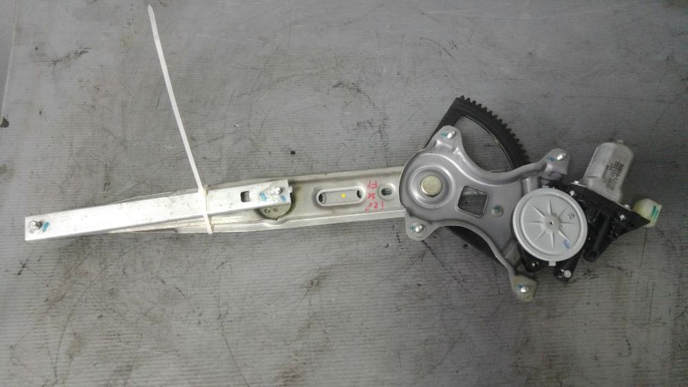 macara cu motoras stanga fata hyundai i20 98810-1j100