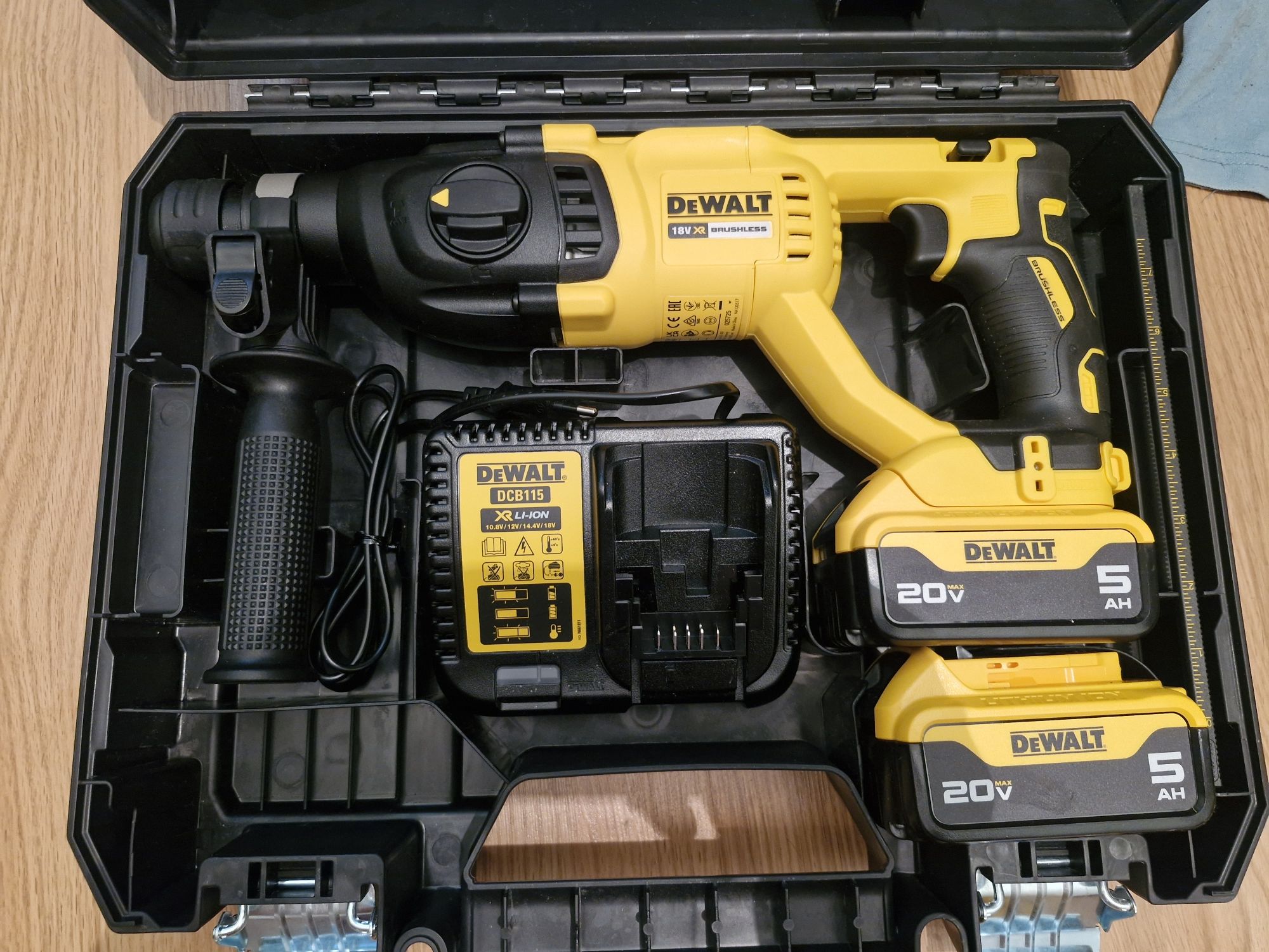 Перфоратор Dewalt dch 133, dch 172