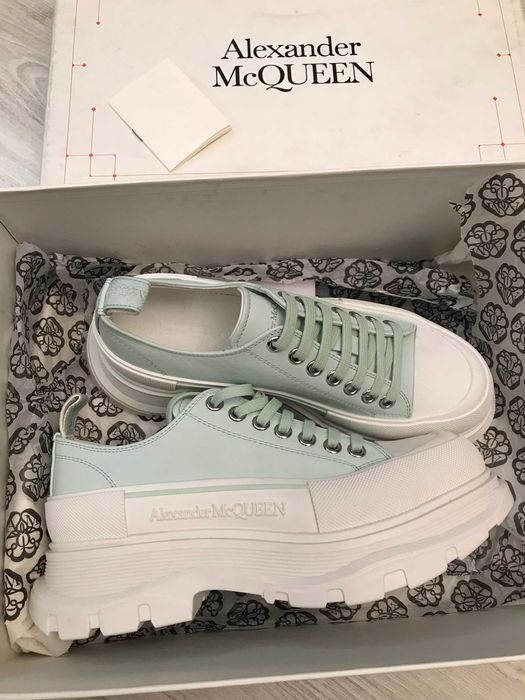 Alexander McQueen 40 oversize, new color, originali, full box