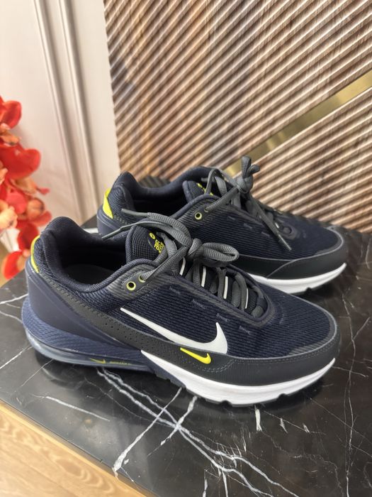 Кроссовки Nike оригинальные