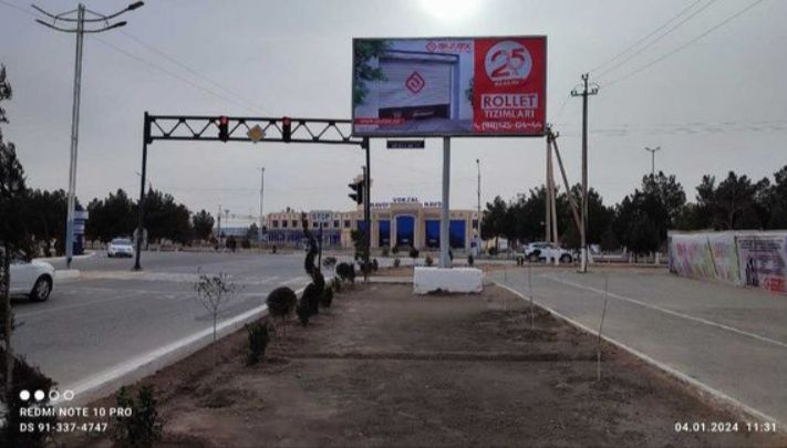 Билбордларда реклама. Реклама на билбордах. Bilbordlarda reklama.