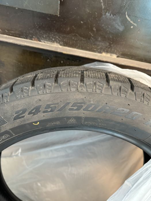 Шины липучка новая