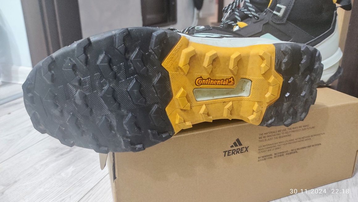 Adidas Terrex AX4 Mid GORE-TEX 45номер