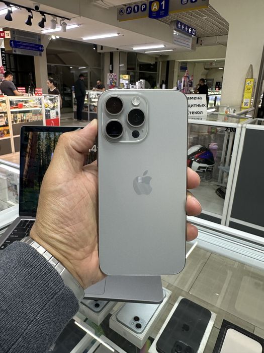 Айфон 15 про Макс 256 гб