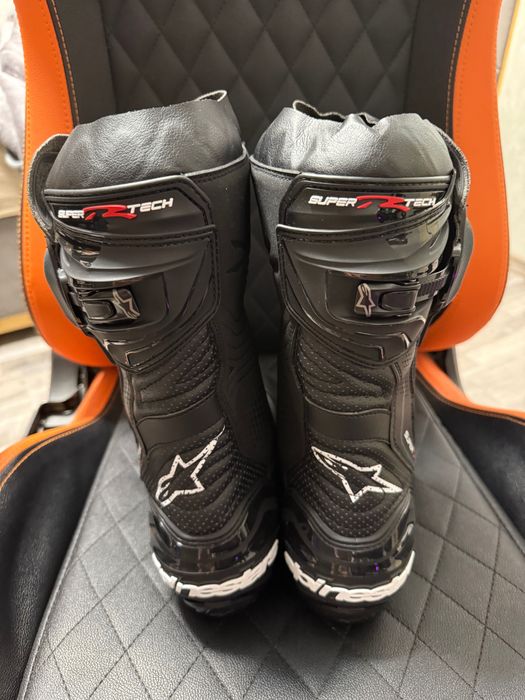ALPINESTARS ботуши Supertech R Vented Black