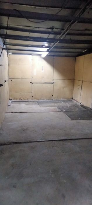 Vand garaj metalic