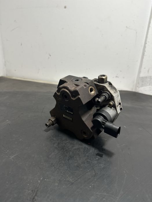 Pompa inalta presiune BMW Seria 3 E90 E91 320d 2.0 diesel 330d M57 M47