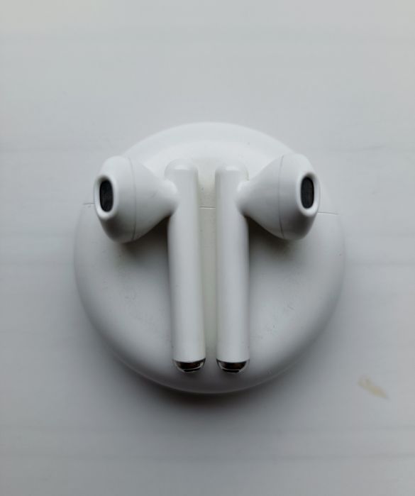 Продам Наушники Huawei freebuds 3