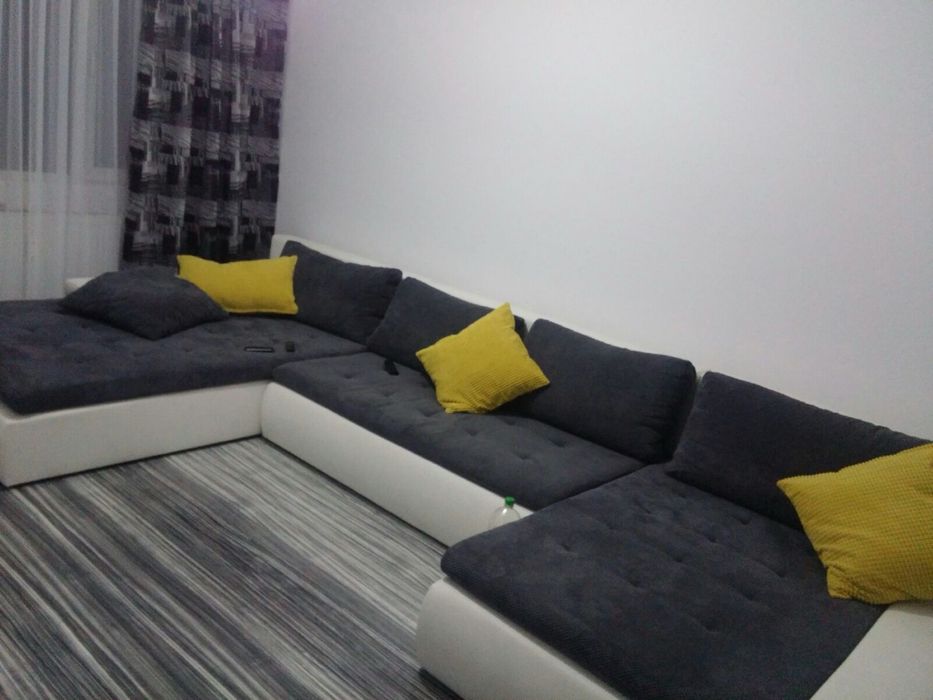 Vand Canapea 4 Metri