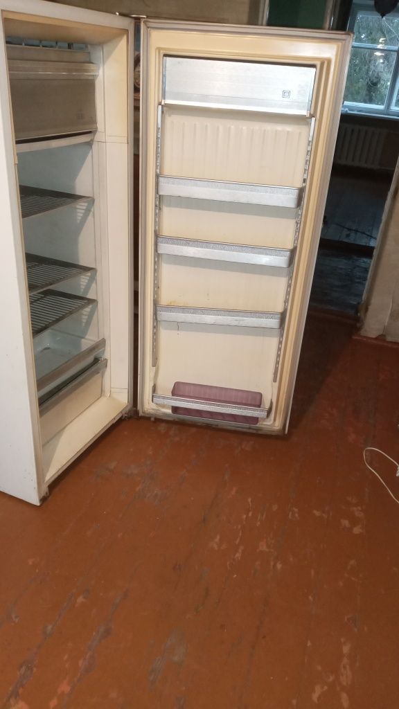 Плитка Пасуда и холодилник