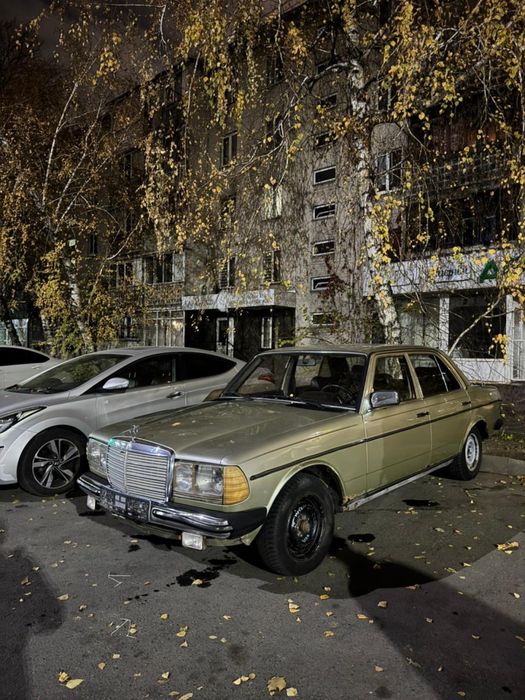 Продам Mercedes W123