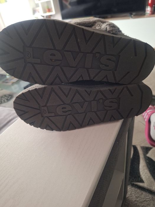 Ботуши LEVIS 35номер