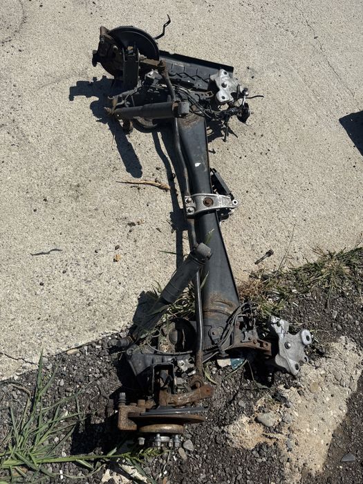 Dezmembrez Punte spate 4 control Talisman Espace 5 fuzeta/ brat caseta