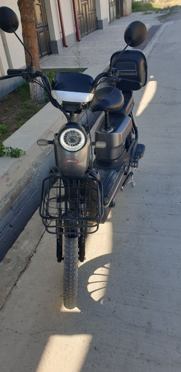 Срочно родаётся Скутер