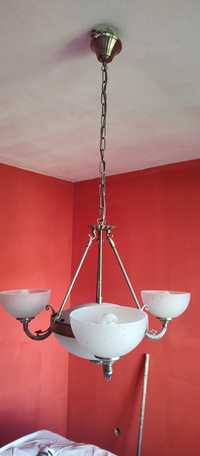 Масивен таванен лампион полюлей