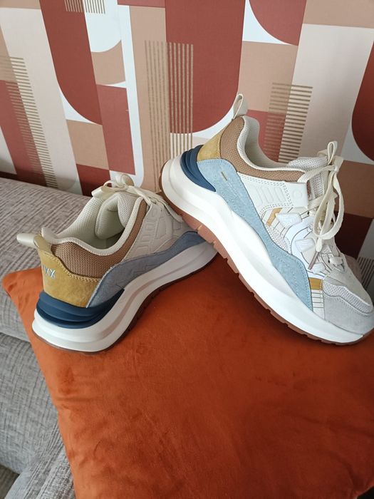 Adidasi nr 41  GRYXX